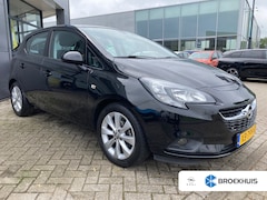 Opel Corsa - 1.4 16v 90 pk 5drs Favourite + | Achterbank in delen neerklapbaar | Airco | Bestuurdersair