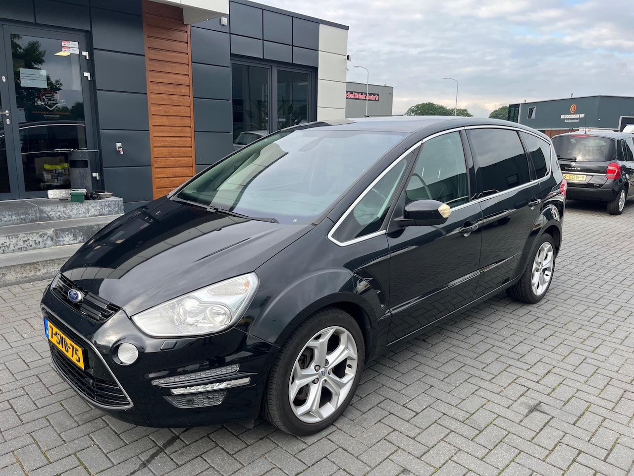 Ford S-Max - 2.0 EcoBoost S 200 Pk pano/Xenon/Automaat/Leer - AutoWereld.nl