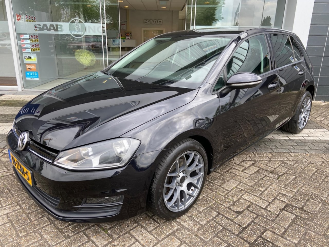 Volkswagen Golf - 1.2 TSI Trendline 1.2 TSI Trendline - AutoWereld.nl