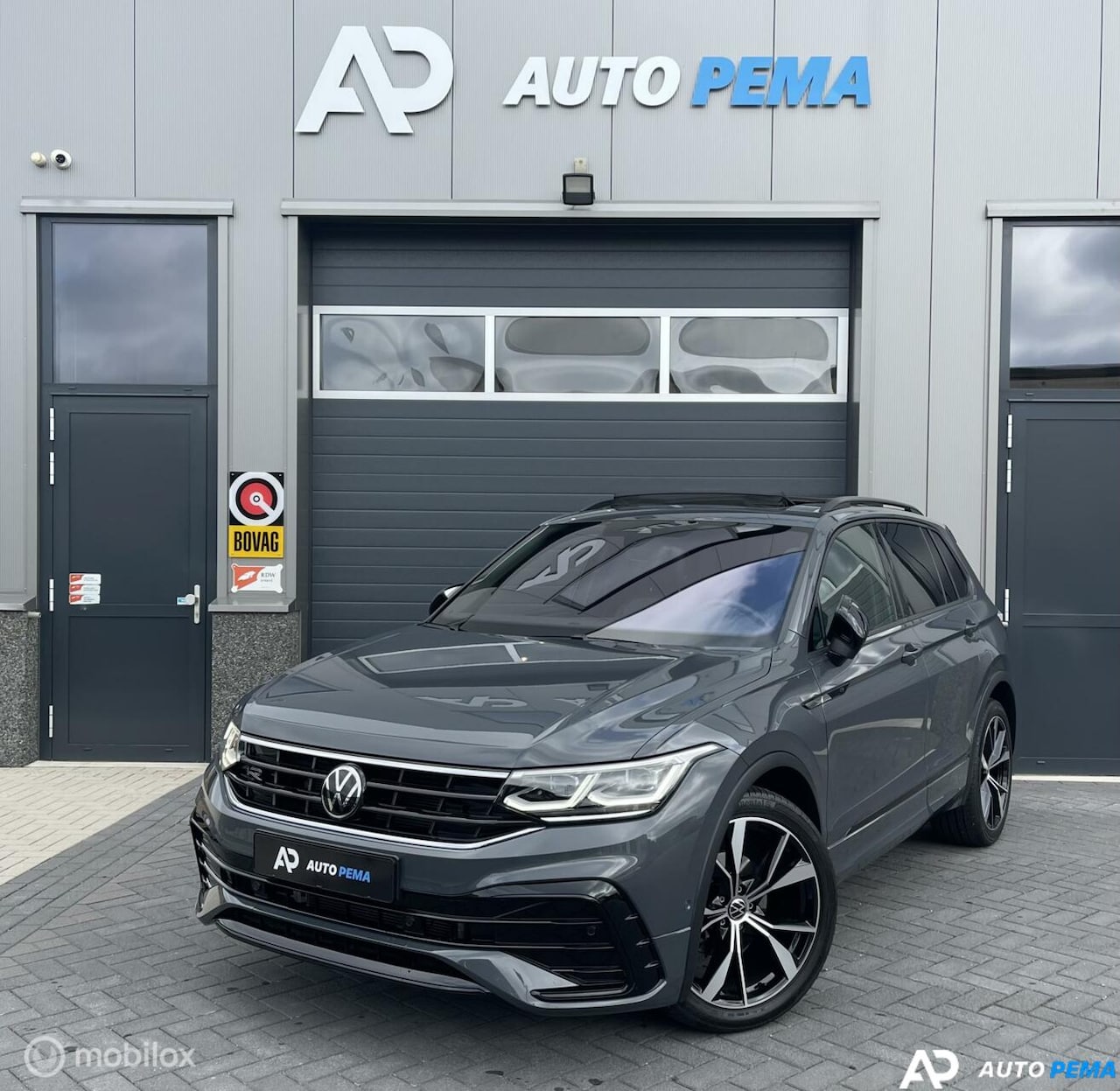 Volkswagen Tiguan - 1.5 TSI DSG 150PK 3xR-Line/PANO - AutoWereld.nl