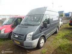 Ford Transit - 330S 2.2 TDCI