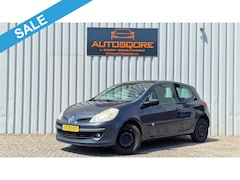 Renault Clio - 1.2-16V Special Line
