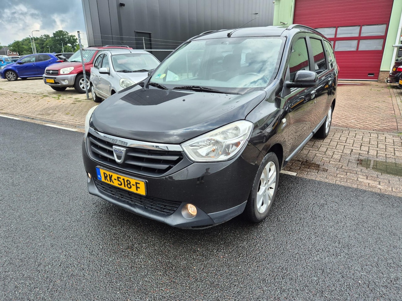 Dacia Lodgy - 1.5Dci 110pk 6bak 7PERS Apk 04-26 - AutoWereld.nl