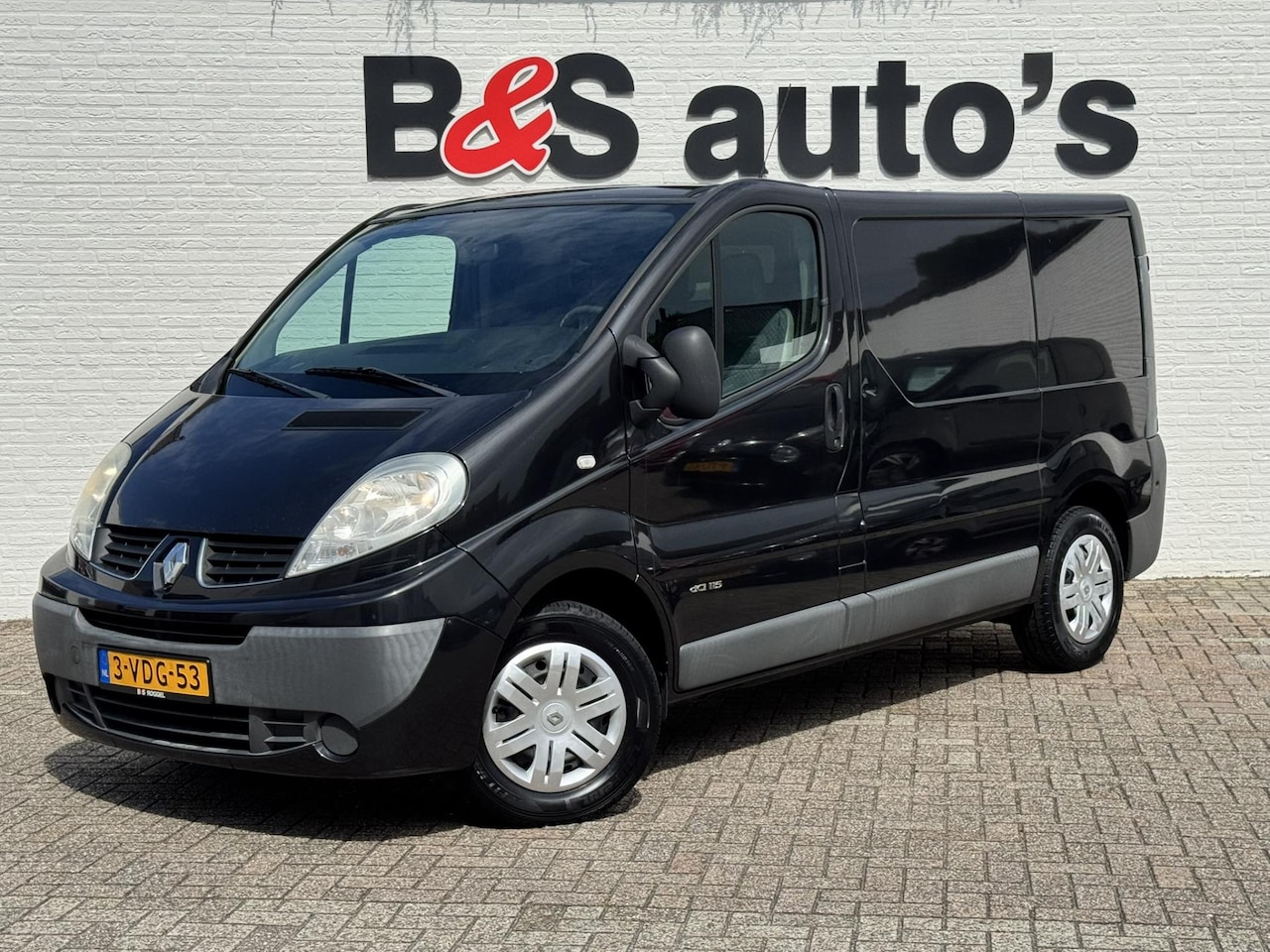 Renault Trafic - 2.0 dCi T27 L1H1Navigatie Bleutooth Airco Elektrische ramen - AutoWereld.nl