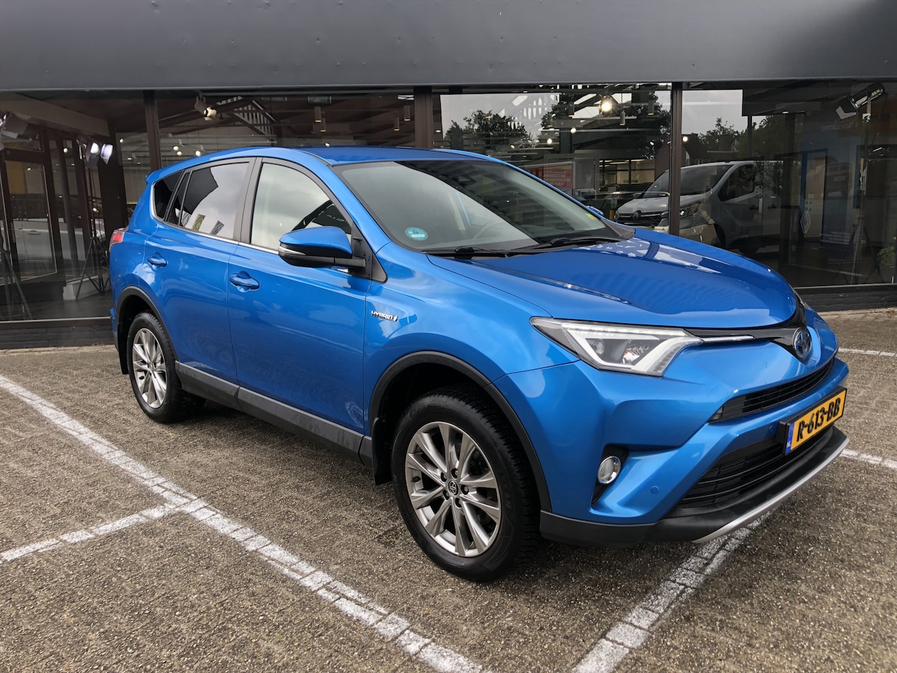 Toyota RAV4 - 2.5 Hybrid AWD Dynamic 2.5 Hybrid AWD Dynamic - AutoWereld.nl