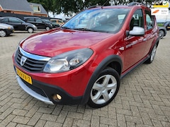 Dacia Sandero Stepway - 1.6 2011. Airco/Mistlampen/Trekhaak etc.. APK 08-2026