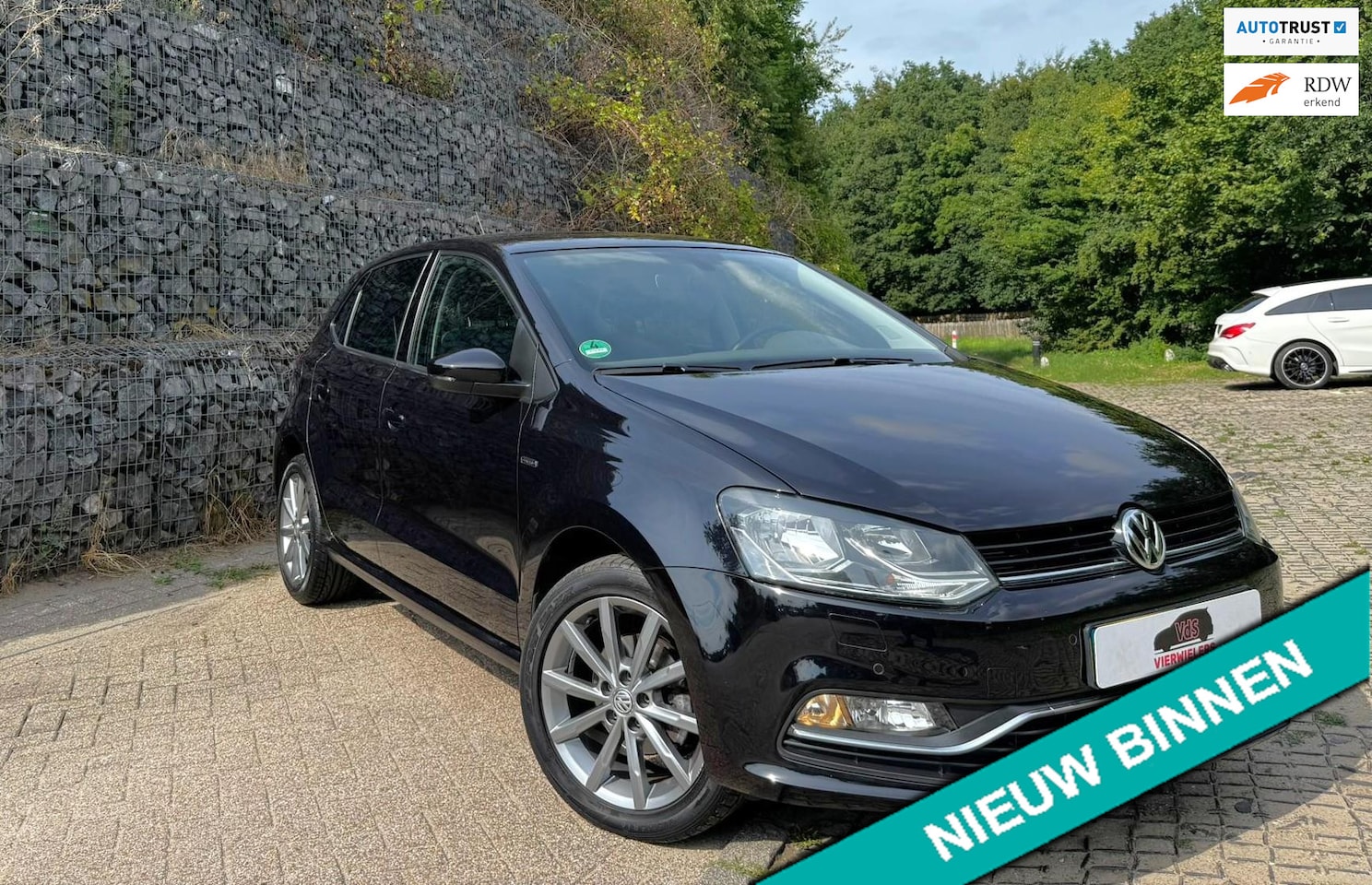 Volkswagen Polo - 1.2 TSI Bluemotion FRESH ZOMERDAEL Cruise Airco Parkeerass. - AutoWereld.nl