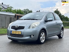 Toyota Yaris - 1.3 VVTi Luna 1e Eigenaar*Cruise*Dealer onderhouden*Clima*NAP*LM velgen