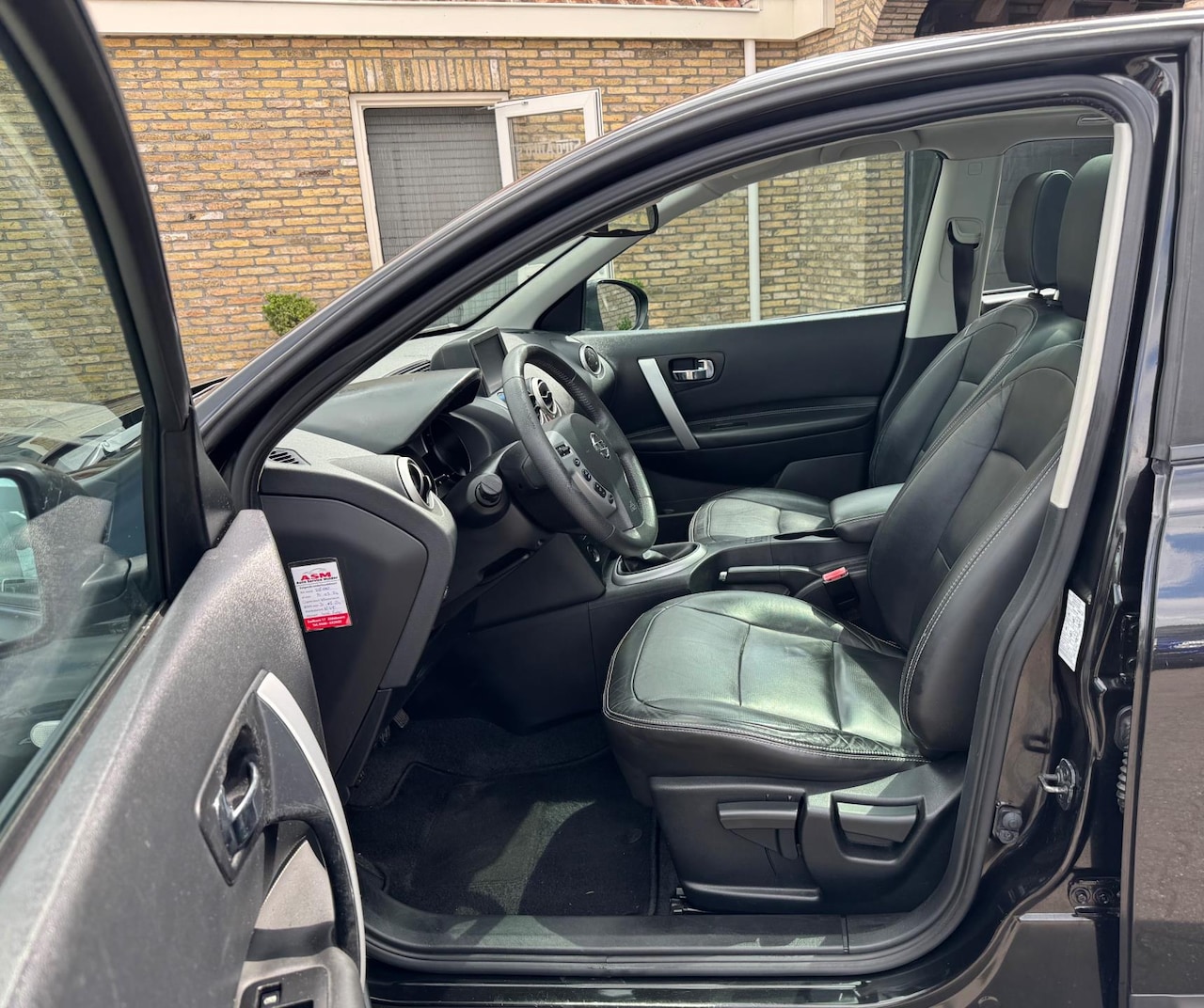 Nissan Qashqai - 2.0 Tekna Premium Leer Panoramadak Zeer nette auto - AutoWereld.nl