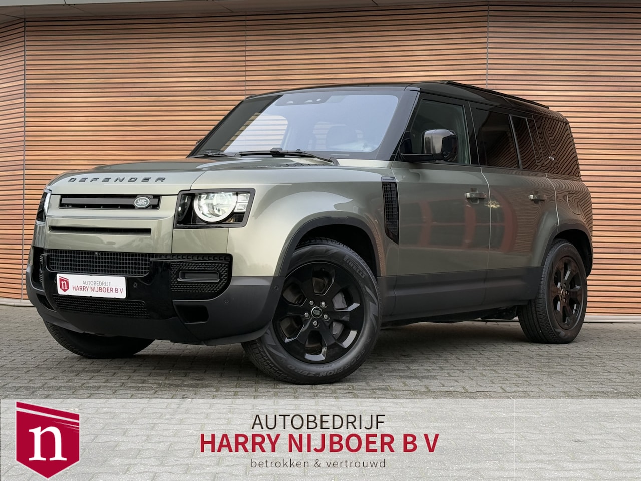 Land Rover Defender 110 - 2.0 P400e X-Dynamic S Schuifdak / Leer / Navi / Clima / 360 Camera / DAB+ - AutoWereld.nl