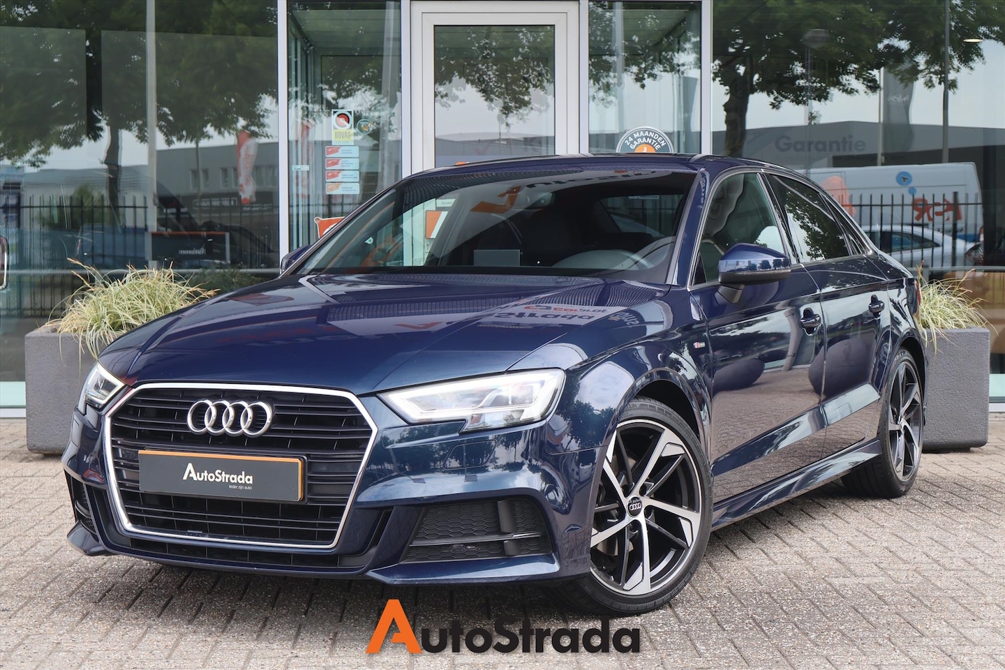 Audi A3 Limousine - 35 S-Line TFSI 150pk | B&O | Climate | Virtual | Navi | Carplay | Cruise | LED | **Kosmos - AutoWereld.nl