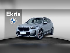 BMW X1 - xDrive25e M-Sportpakket | Panoramadak |Elektr. verst. voorstoelen | Getint Glas
