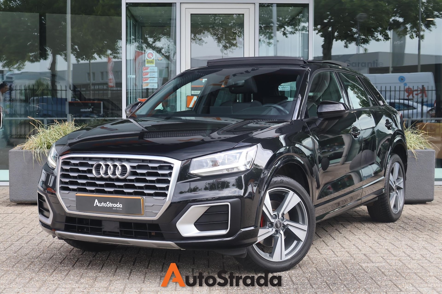 Audi Q2 - 35 TFSI EPIC 150pk I Pano I Climate I Sfeerverlichting | Carplay I LED I Cruise I Navi | S - AutoWereld.nl