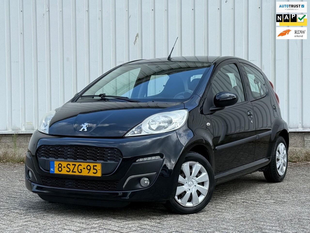 Peugeot 107 - 1.0 Active 2e Eigenaar,Airco,ElektrischeRamen,TourenTeller,5Deurs,N.A.P!Apk tot 02-06-2026 - AutoWereld.nl