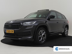 Skoda Kodiaq - 1.5 TSI Sportline Business 7persoons 150pk DSG/AUTO Trekhaak | Panorama dak | Adaptief cru