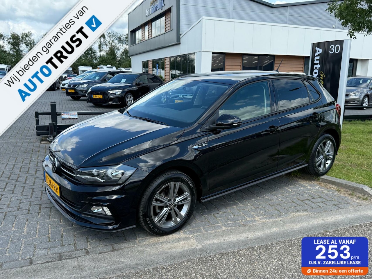 Volkswagen Polo - 1.0 TSI R-Line Edition AUTOMAAT GR NAVI,CRUISE,CARPLAY - AutoWereld.nl