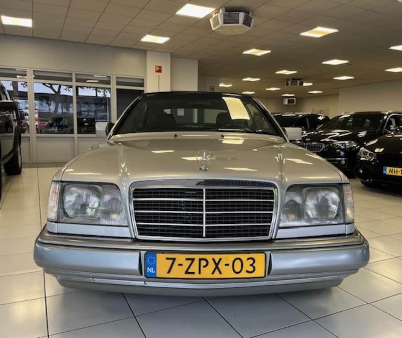Mercedes-Benz E-klasse Cabrio - 320 W124 2e Eigenaar/In Nieuwstaat - AutoWereld.nl