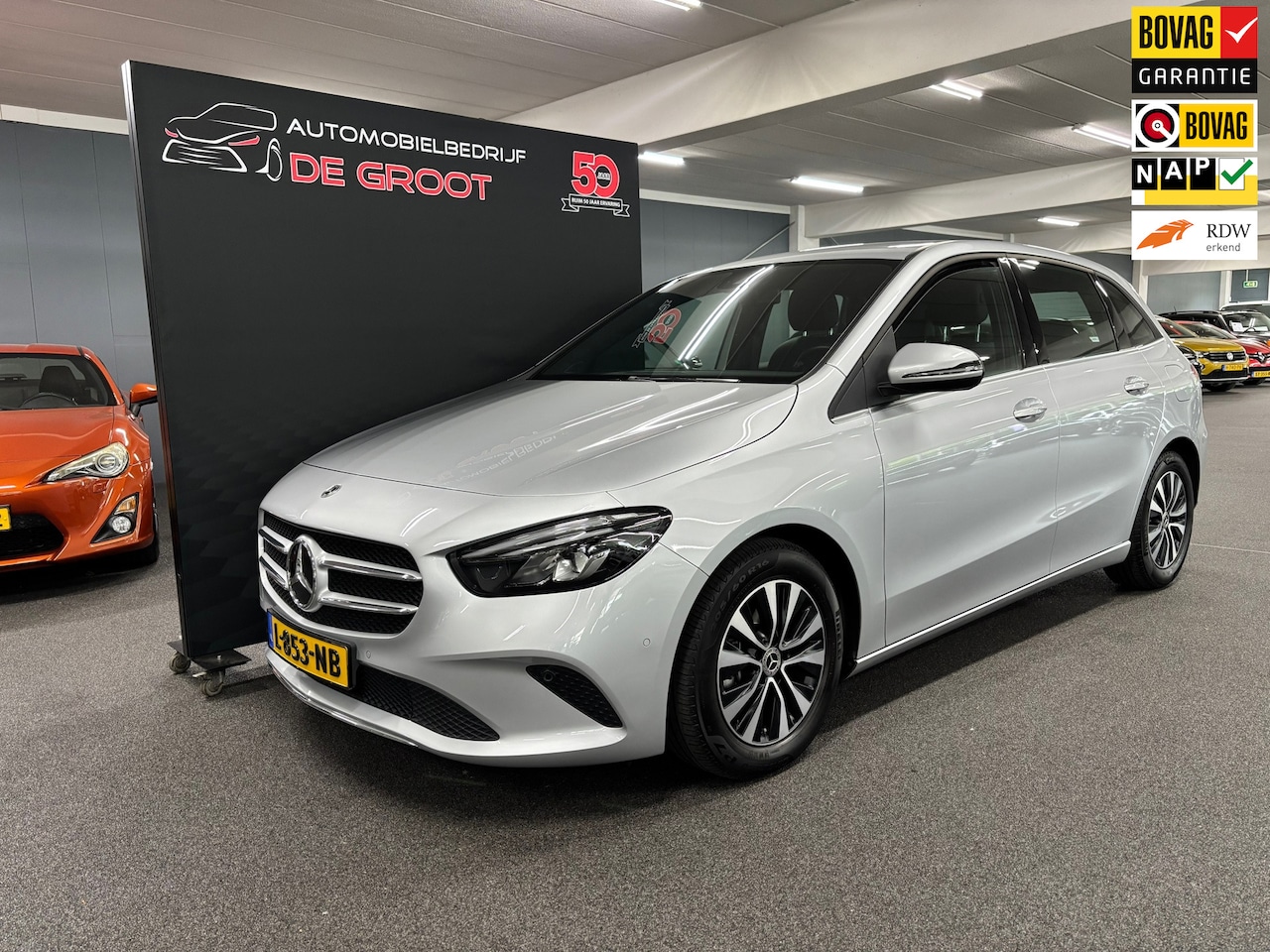 Mercedes-Benz B-klasse - 180 Business Solution / NL-auto, Eerste eigenaar, Automaat, Stoelverwarming, Navi, Airco - AutoWereld.nl