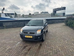 Ford Fusion - 1.4-16V Futura