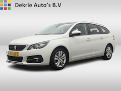 Peugeot 308 SW - 1.5 HDi Blue Executive / Panoramadak / Leder / Navigatie *Distributie bij 93.903KM vervang