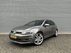 Volkswagen Golf - 1.4 TSI ACT Highline R-LINE