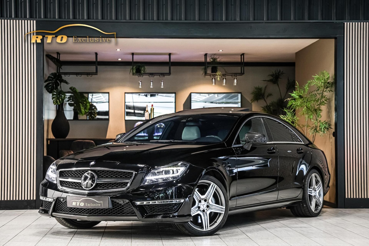 Mercedes-Benz CLS-klasse - 63 AMG|Carbon|Designo|Adaptive|Schuifdak - AutoWereld.nl