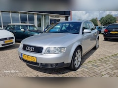 Audi A4 Avant - 2.0 Pro Line