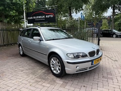 BMW 3-serie Touring - 320i Lifestyle Executive Nav Leder Clima
