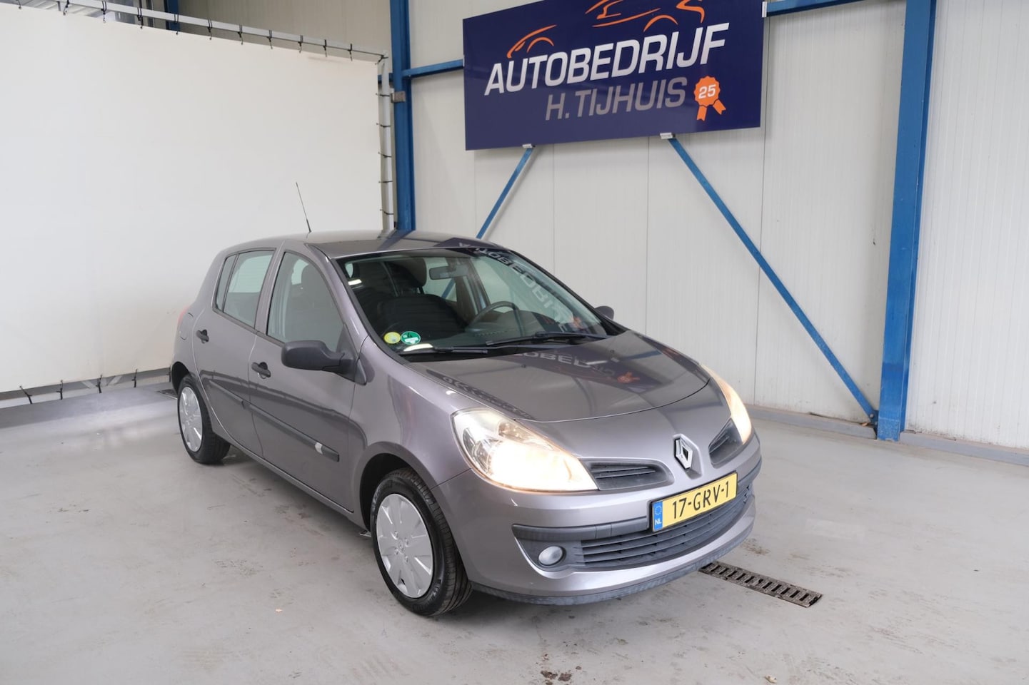 Renault Clio - 1.2-16V Special Line - N.A.P. Airco. - AutoWereld.nl