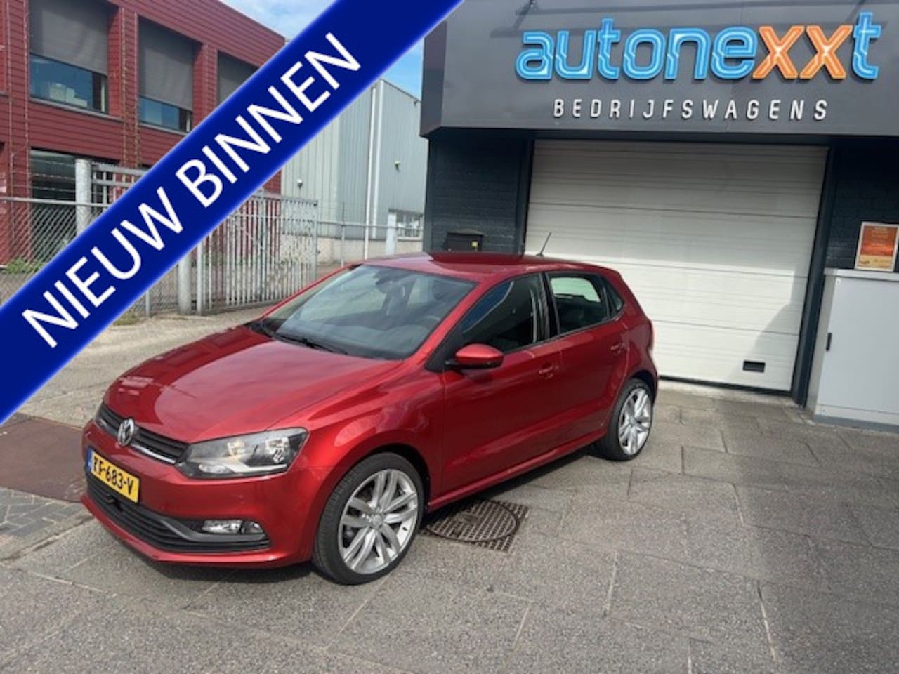 Volkswagen Polo - 1.0 AIRCO I MULTIMEDIA L=I LMV I ELEKTRISCHE RAMEN & SPIEGELS I LAGE KM's - AutoWereld.nl