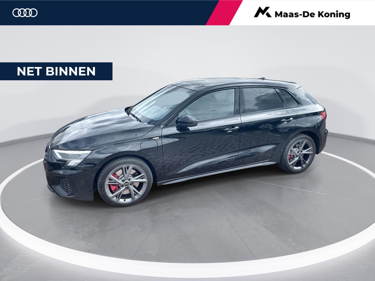 Audi A3 Sportback - S Line 45 TFSIe 180kW/245PK 6-S-tronic · Panoramadak · Drive-select · Camera + Parkeersens - AutoWereld.nl