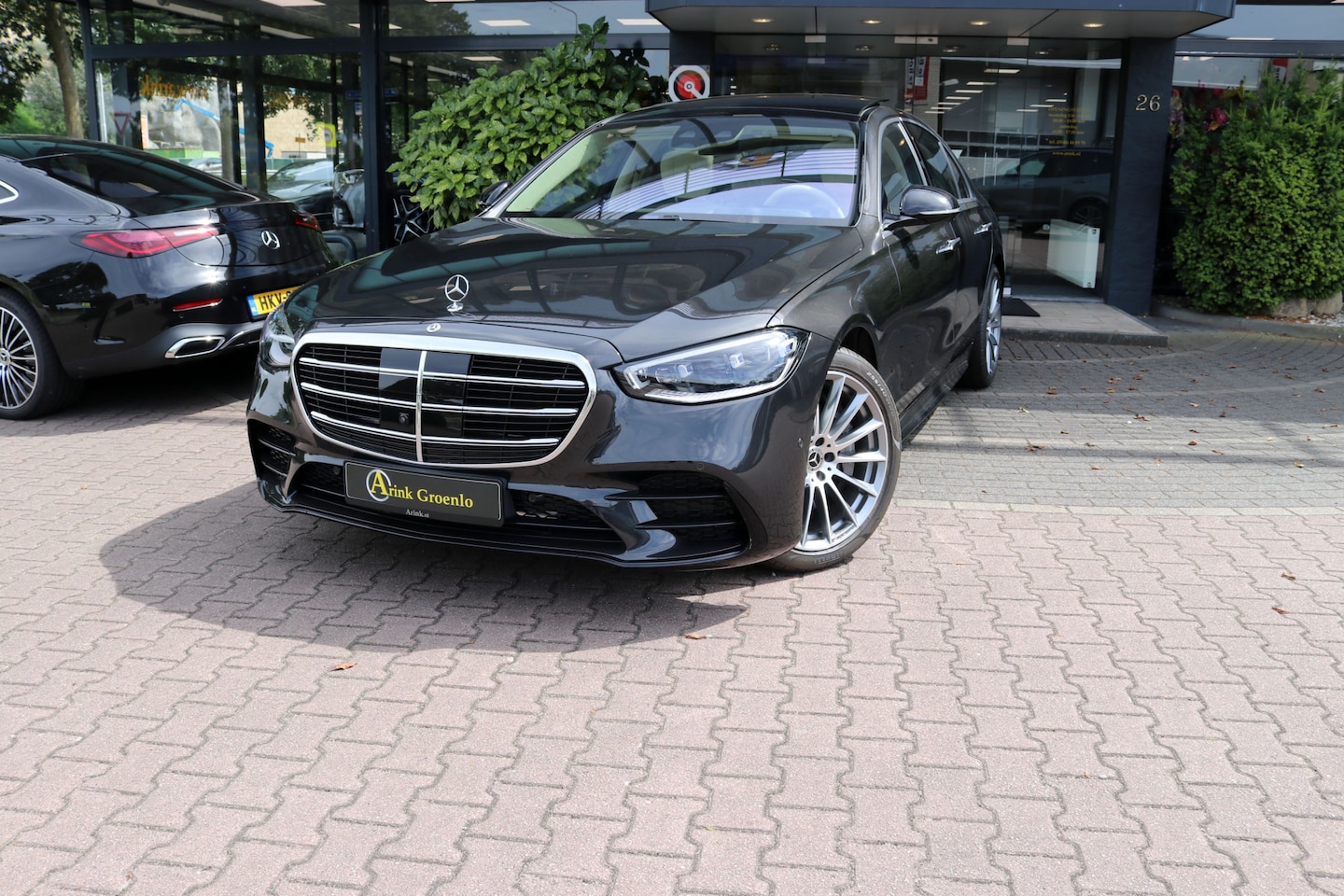 Mercedes-Benz S-klasse - 580 e AMG Line Achterasbesturing Zeer complete uitvoering - AutoWereld.nl