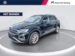 Volkswagen T-Roc - 1.5 TSI 150pk DSG Style · Navigatie · App connect · Parkeersensoren