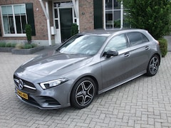 Mercedes-Benz A-klasse - 180 Business Solution AMG , Camera , Pdc V+A, Navi , Carplay , Led enz