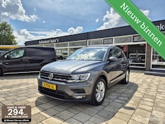 Volkswagen Tiguan - 1.5 TSI Pano, Massage, Trekhaak, E-Klep