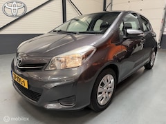 Toyota Yaris - 1.0 VVT-i Aspiration Airco|Navi|Trekhaak