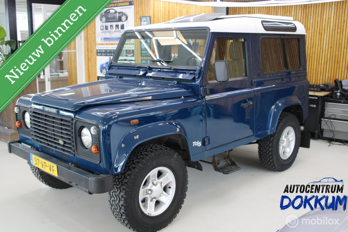 Land Rover Defender 90 - TD5 | 170k km | Nieuwe APK - AutoWereld.nl