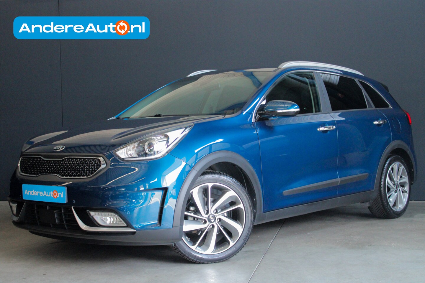 Kia Niro - 1.6 GDi Hybrid ExecutiveLine |trekhaak|dealer onderhouden|leder|elek stoel|stoelventilatie - AutoWereld.nl