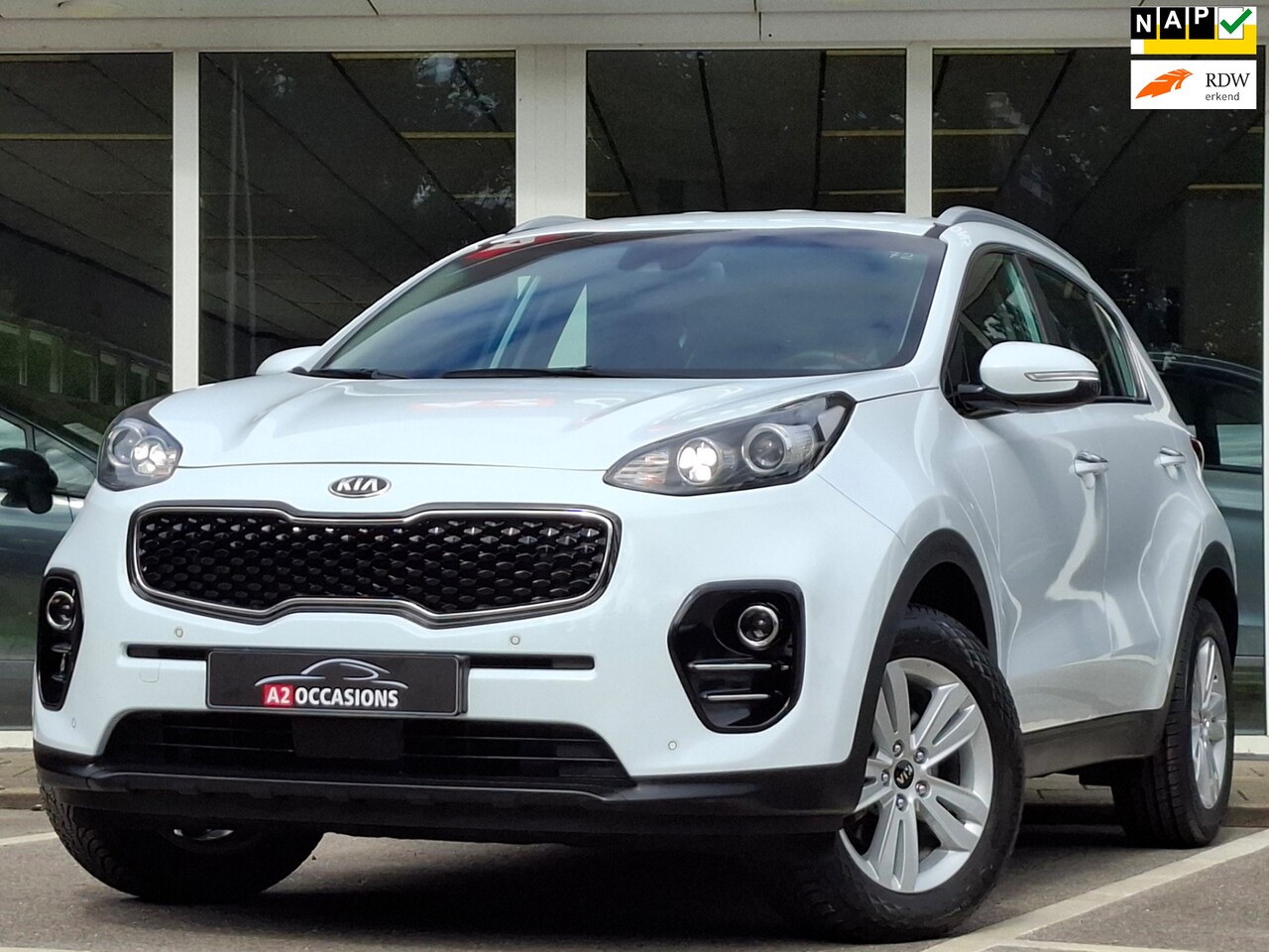 Kia Sportage - 1.6 GDI Cruise/Camera/Navi/Bluetooth/Stoelverwarming - AutoWereld.nl