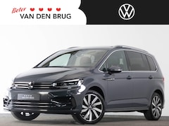 Volkswagen Touran - R-Line 1.5 TSI 150 pk Automaat | 7-persoons | LED | Panoramadak | Camera | 18" velgen |