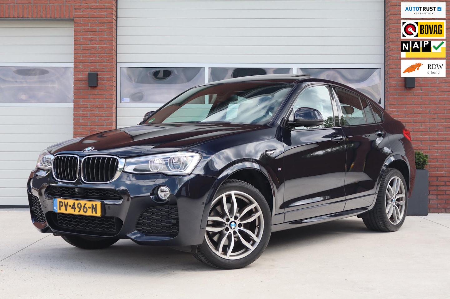BMW X4 - XDrive20i High Executive M Sport Edition - HUD - Schuif kanteldak - Memory - Trekhaak wegk - AutoWereld.nl