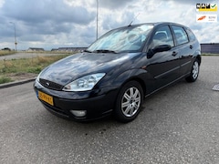 Ford Focus - 1.6-16V Futura Airco Navigatie Leder Cruise 1Eigenaar