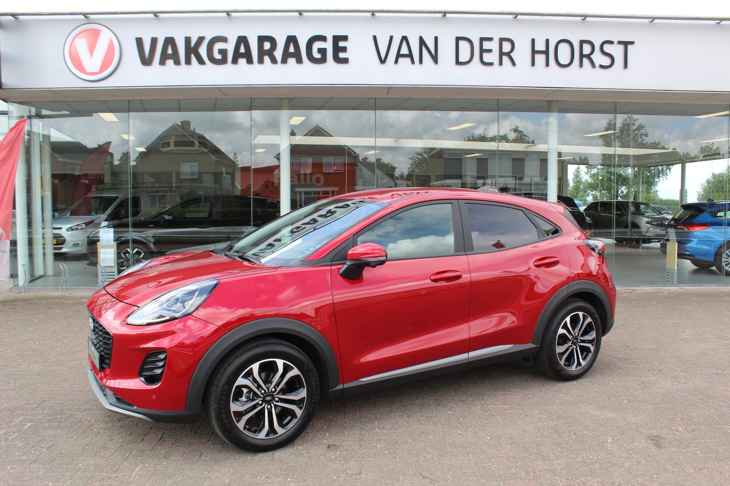 Ford Puma - 1.0 125 pk EcoBoost Hybrid Titanium. Nieuw Model ! Erg fijn rijdende comfortabele hoogzitt - AutoWereld.nl