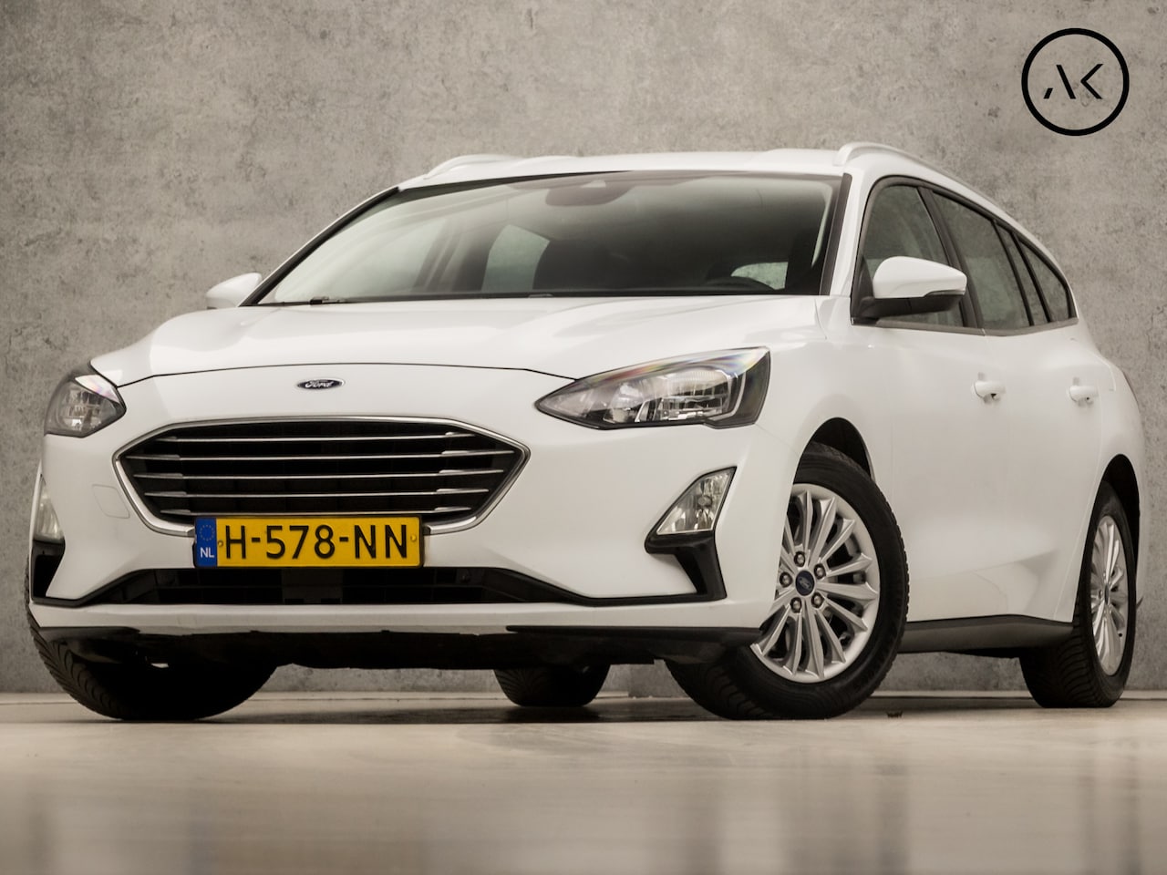 Ford Focus Wagon - 1.0 EcoBoost Titanium Business Automaat (APPLE CARPLAY, GROOT NAVI, STUUR/STOELVERWARMING, - AutoWereld.nl