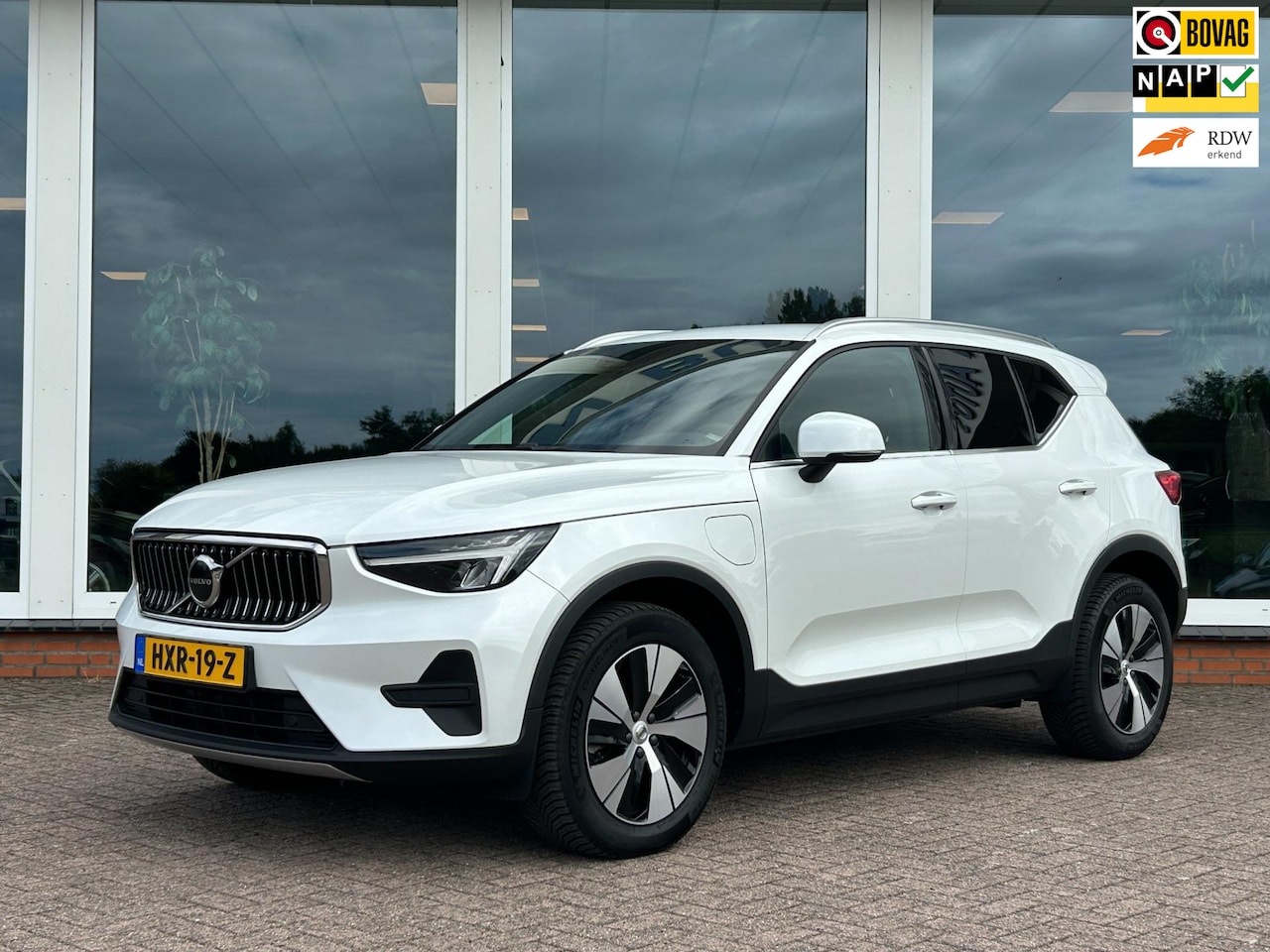 Volvo XC40 - 1.5 T4 Plug-in hybrid Recharge Core Bright - Navi - Camera - PDC - 16.761KM - AutoWereld.nl