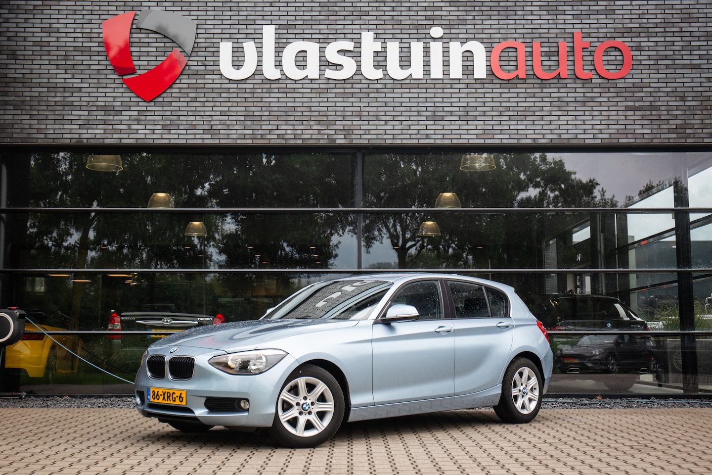 BMW 1-serie - 116i Business 116i Business , PDC, NAP, Trekhaak - AutoWereld.nl