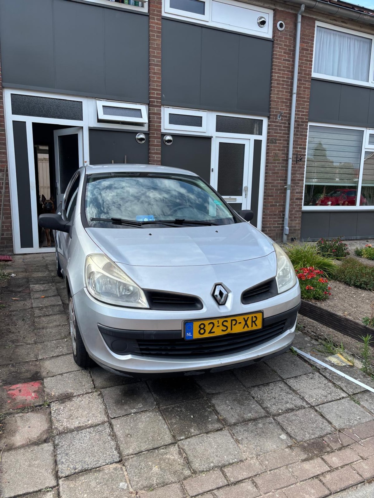 Renault Clio - 1.2-16V Expression - AutoWereld.nl