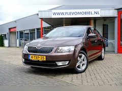 Skoda Octavia - 1.4 TSI Greentech Ambition Businessline Aut. Navi|Clima|LMV