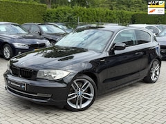BMW 1-serie - 118i Business Line Sport|Ketting vervangen|Groot naviagtie|Climate control|18 inch|Nette s