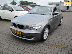 BMW 1-serie - 1-serie 116i Business Line Style 2.0I-AIRC0-NAVIGATIE